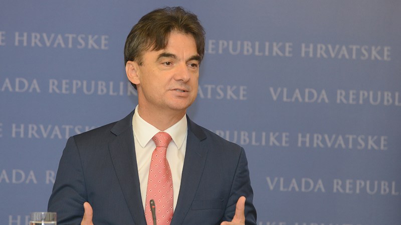 Povećanje procjene stope rasta na 0,3 posto pokazuje da i EK vjeruje da Hrvatska izlazi iz recesije 